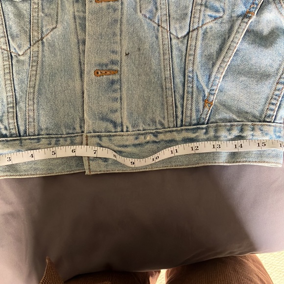 Vintage Levi’s Crop Jean Jacket - Picture 8 of 14